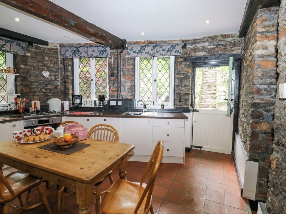 Cottage | Interior