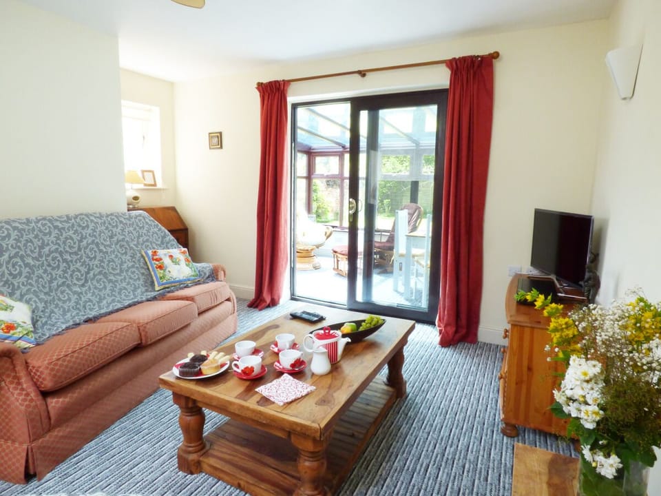 Cottage | Interior