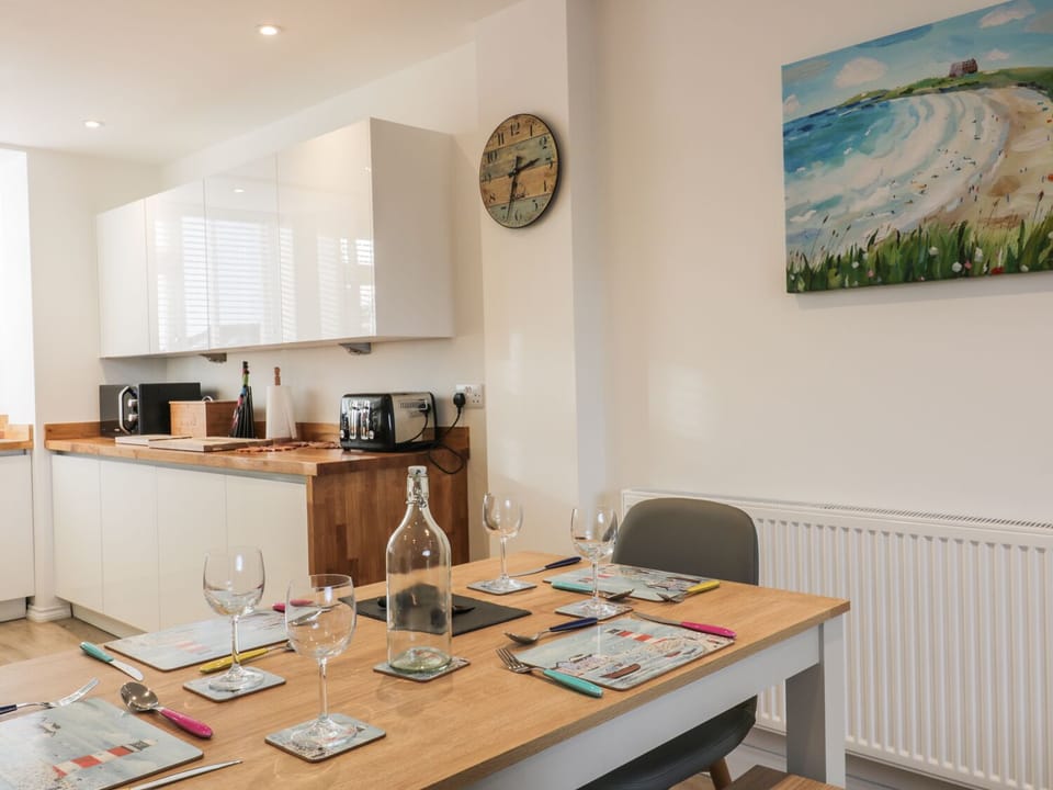 Cottage | Interior