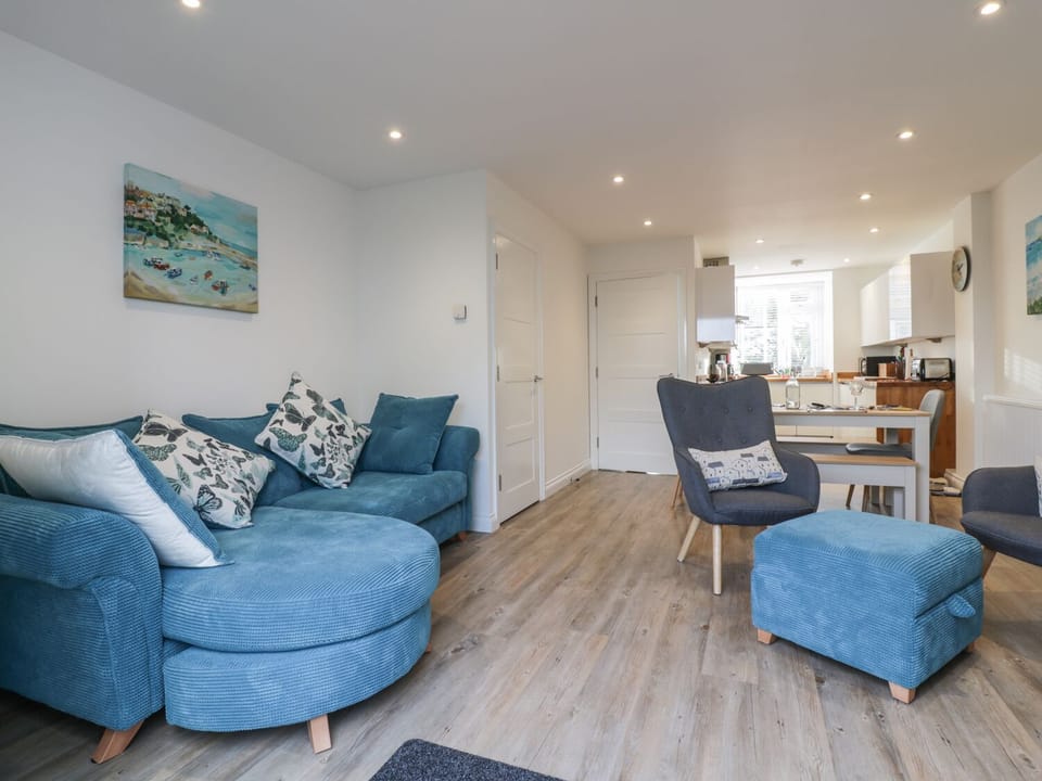 Cottage | Living room | DVD player