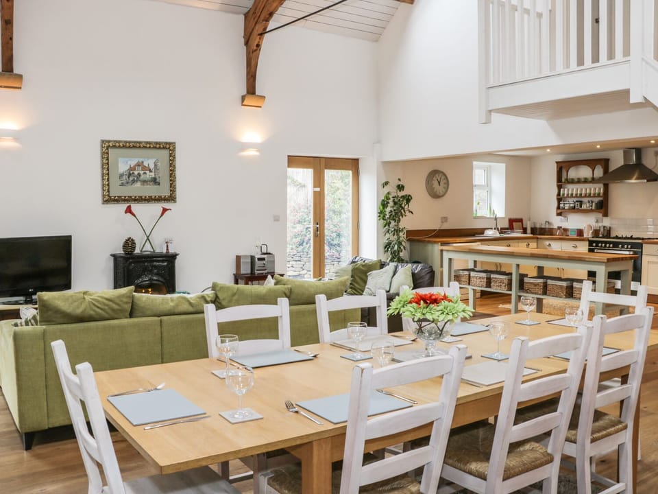Cottage | Interior