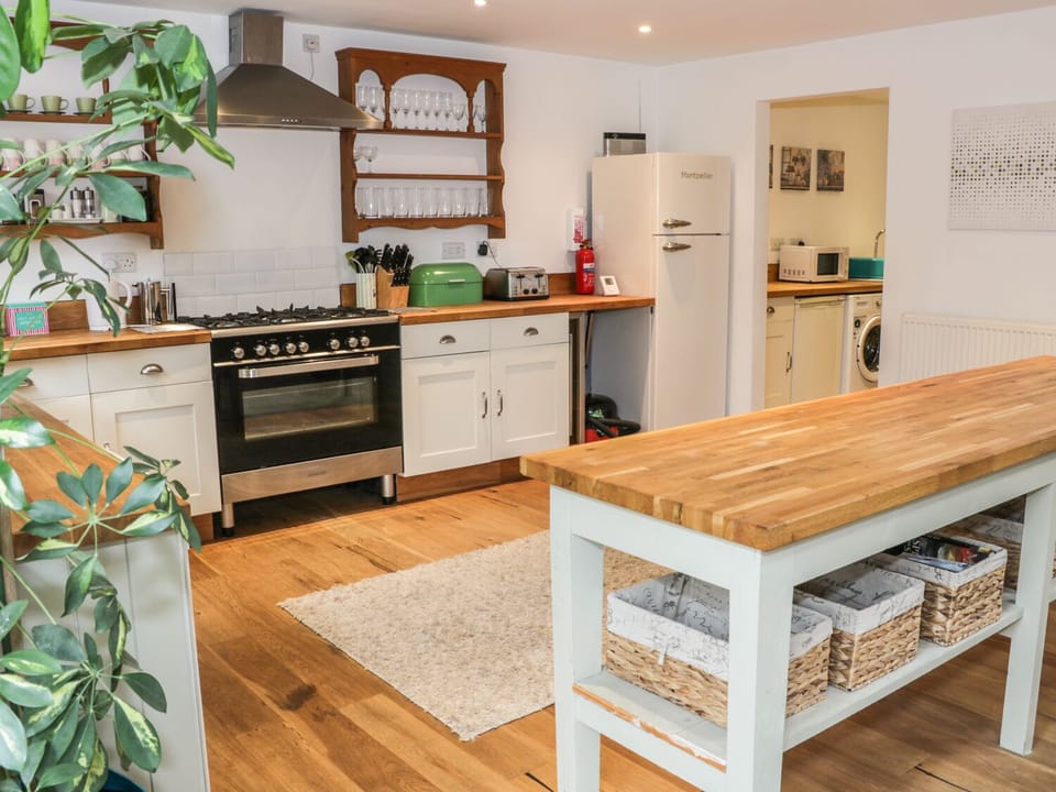 Cottage | Interior