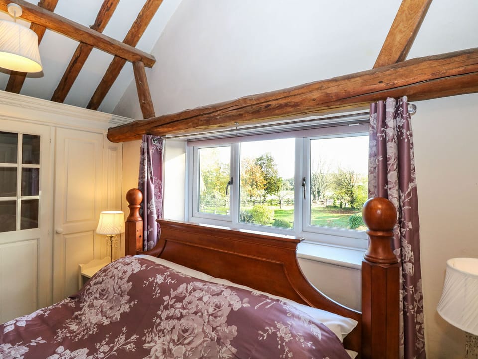 Cottage | 1 bedroom, individually decorated, individually furnished, free WiFi
