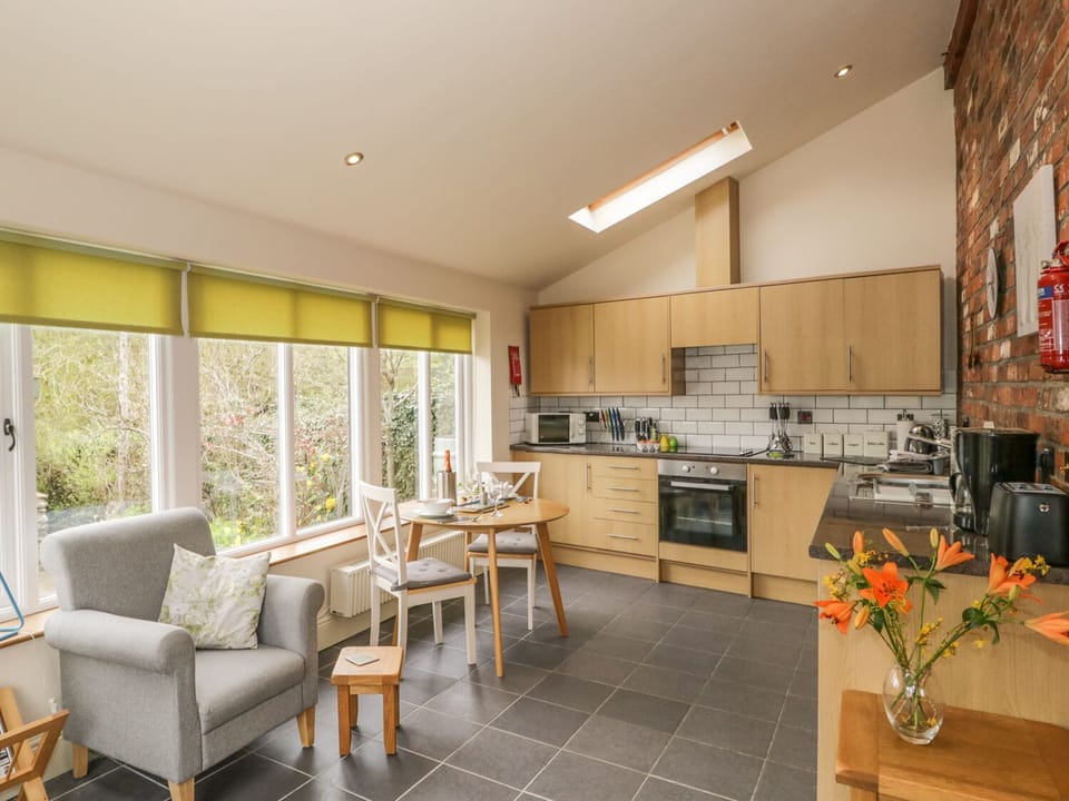 Cottage | Interior