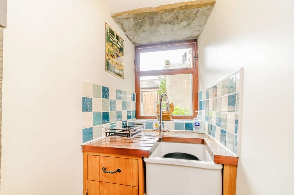 Cottage | Interior