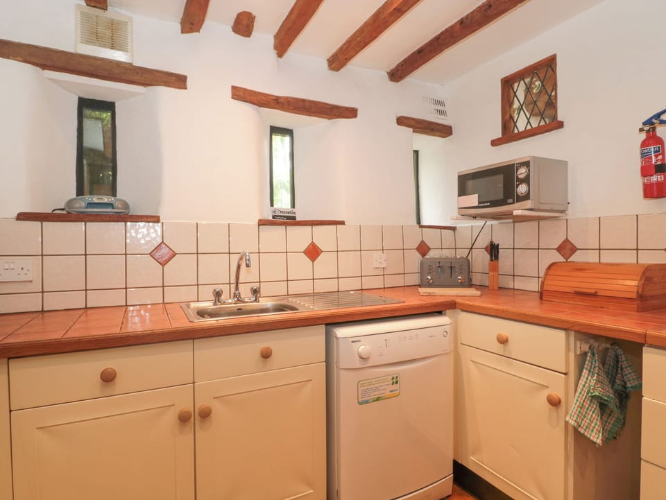 Cottage | Interior