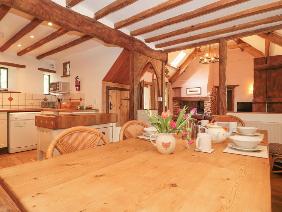 Cottage | Interior