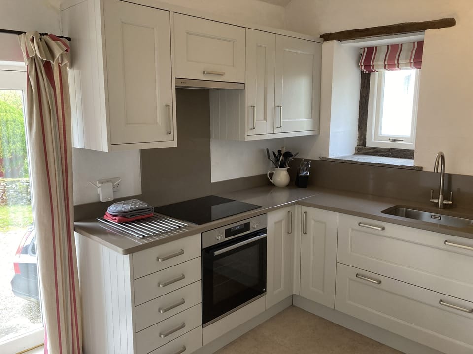 Cottage | Interior