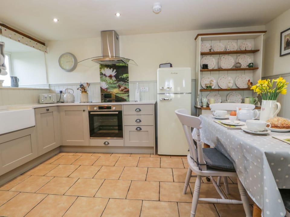 Cottage | Interior
