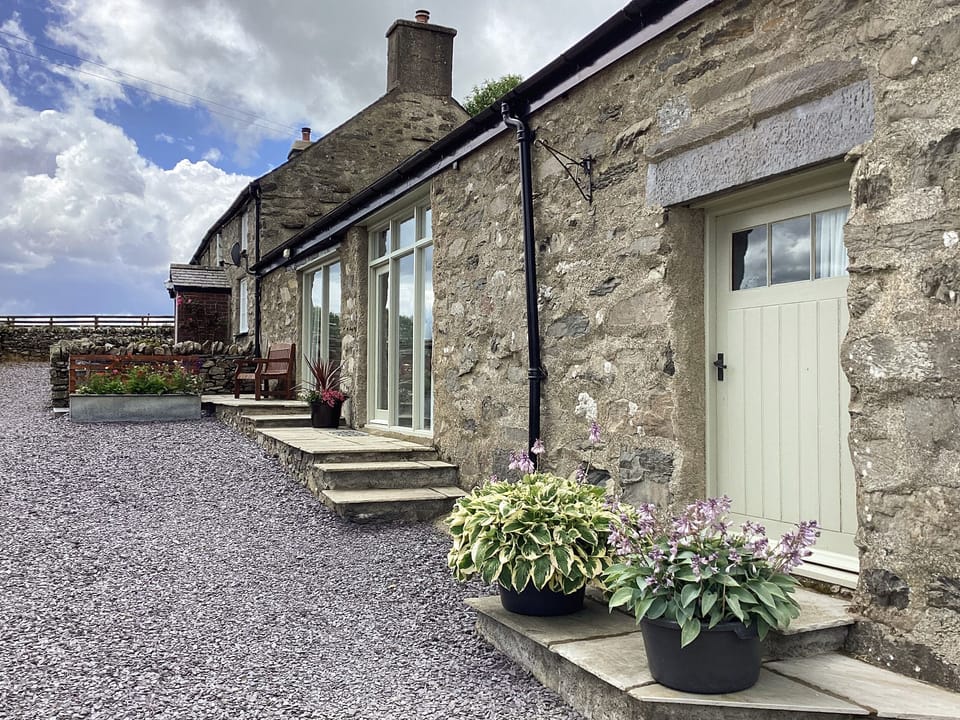 Cottage | Front of property