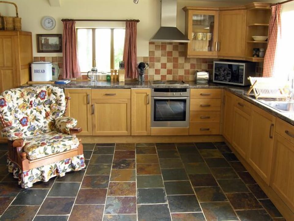 Cottage | Interior