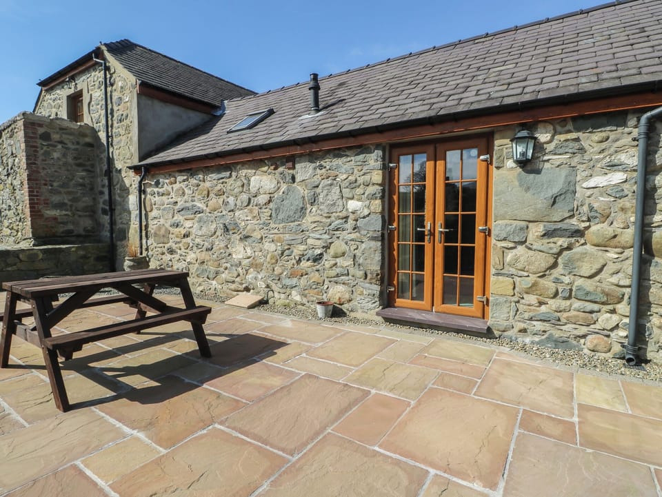 Cottage | Outdoor dining