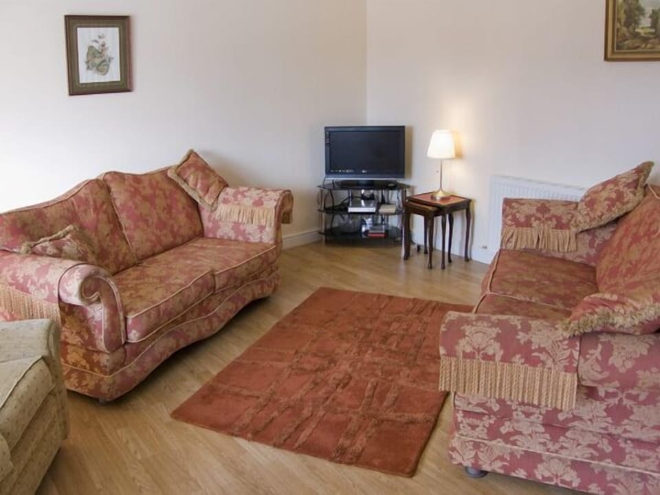 Cottage | Interior