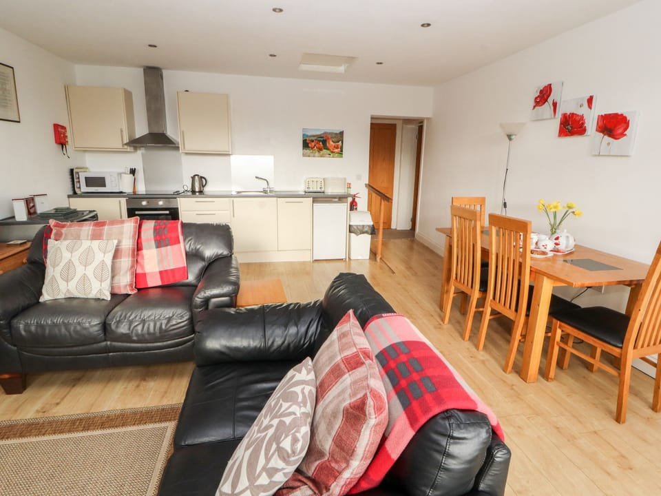 Cottage | Living area