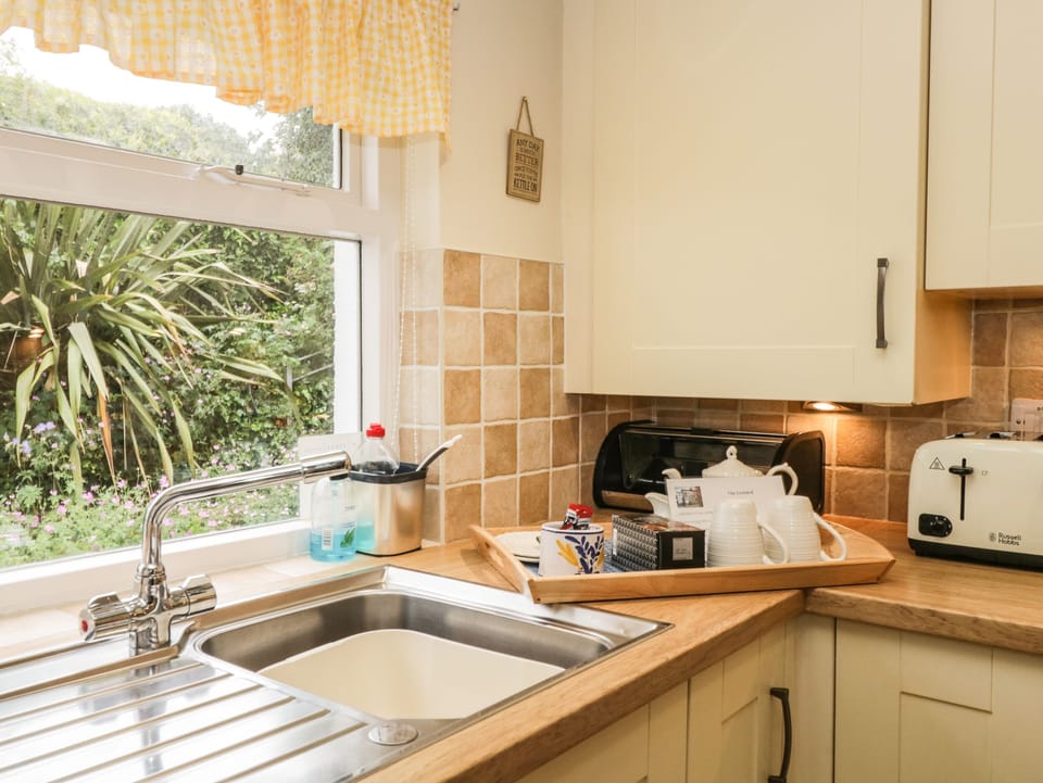 Cottage | Interior