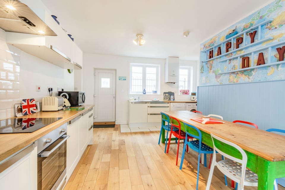 Cottage | Interior