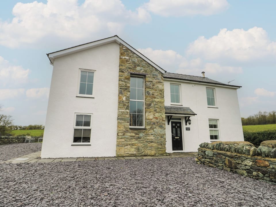 Cottage | Exterior