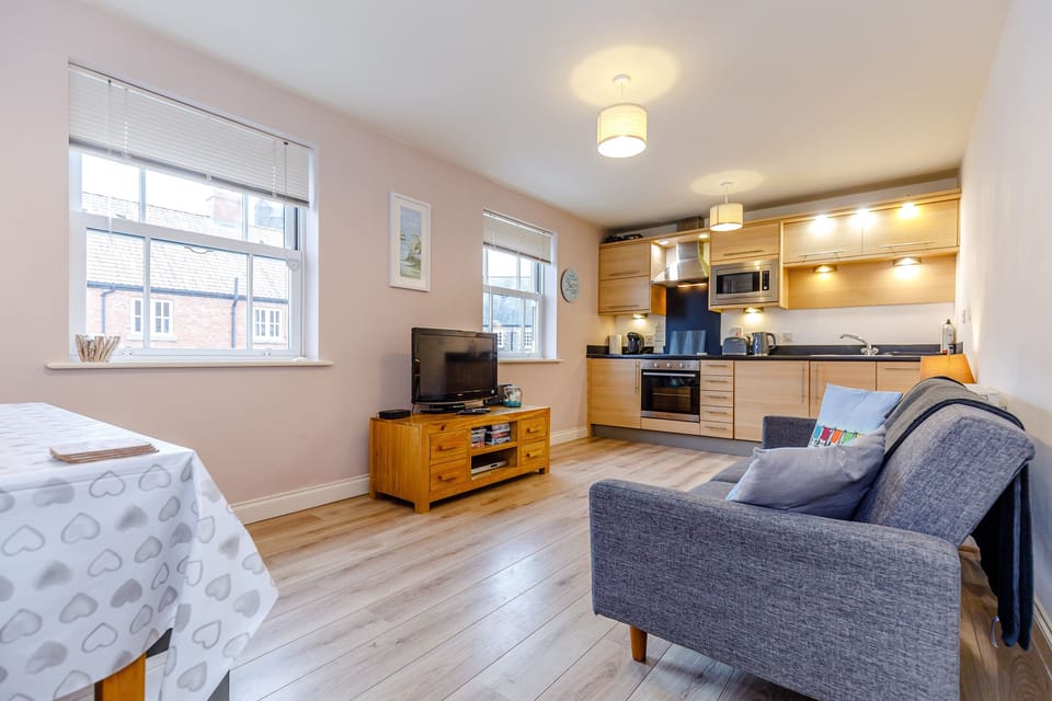 Cottage | Living room | TV