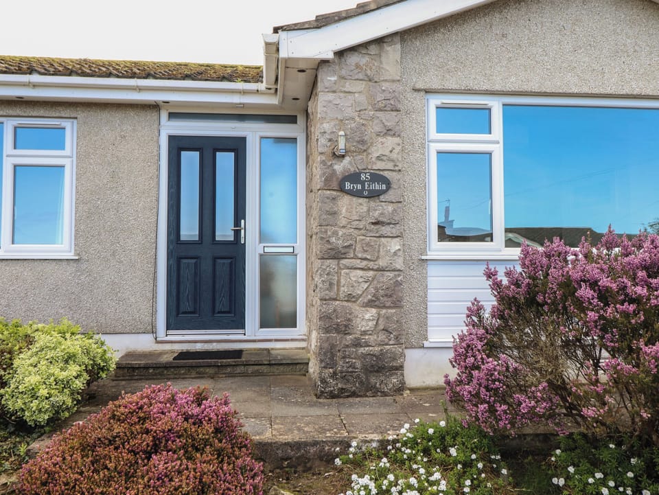 Cottage | Exterior detail