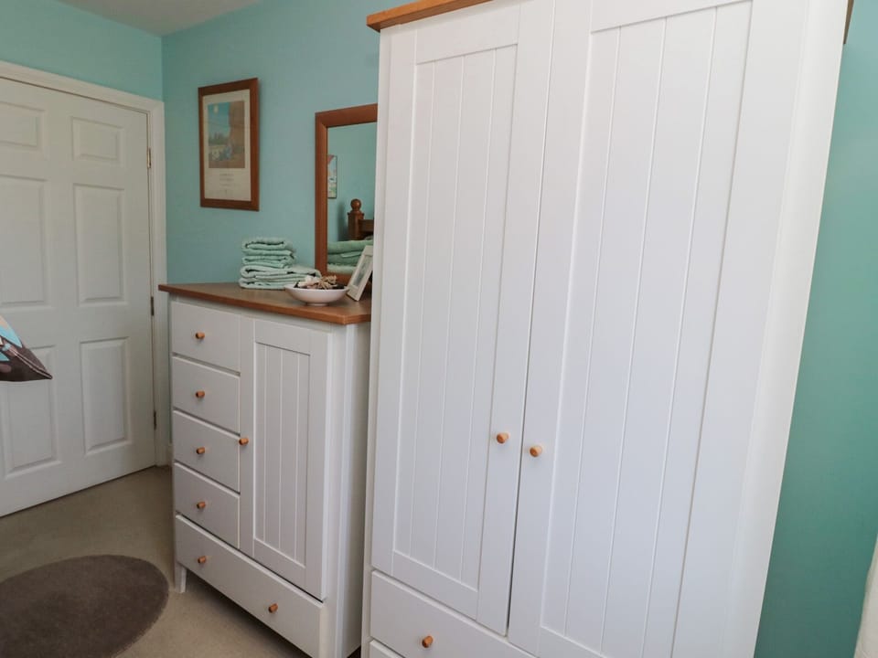 Cottage | Bathroom | Shower