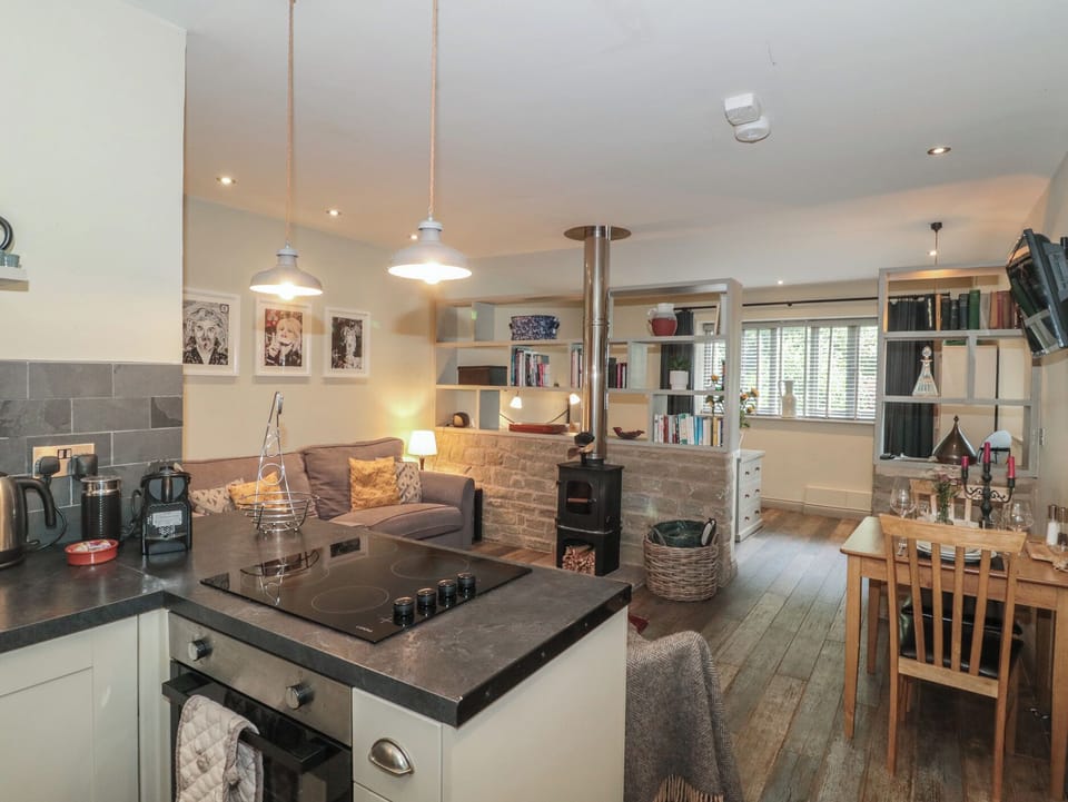 Cottage | Interior