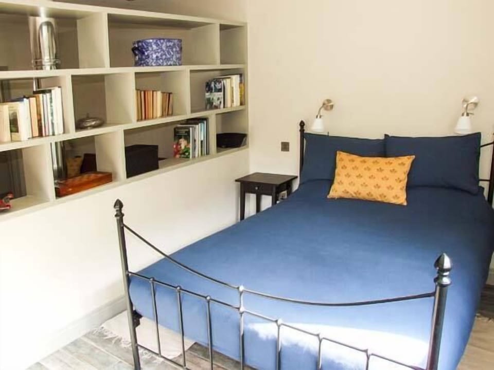 Cottage | Interior