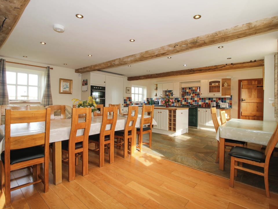 Cottage | Interior