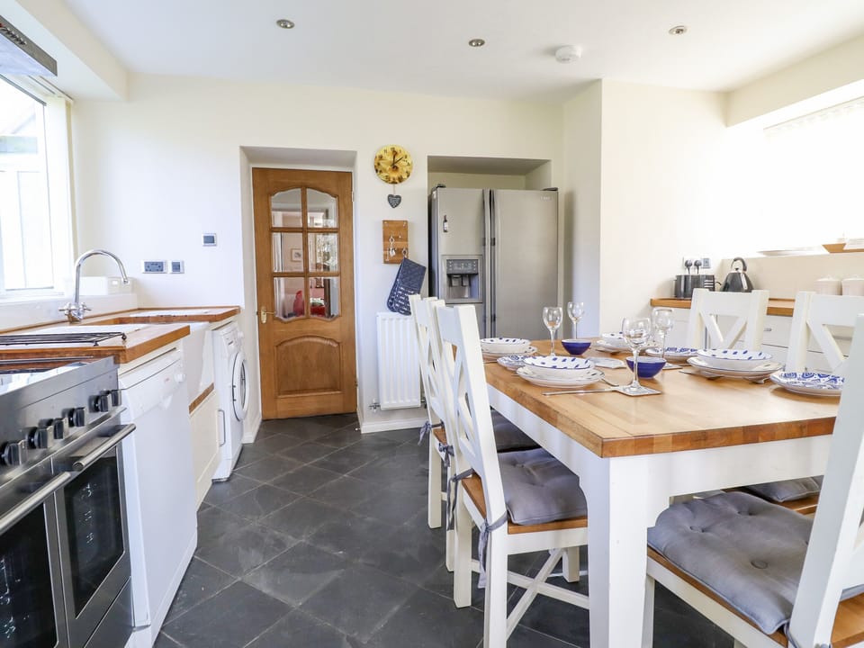 Microwave, stovetop, dishwasher, highchair