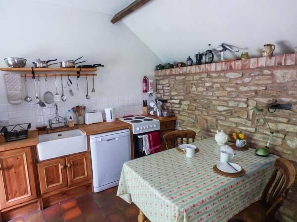 Cottage | Interior