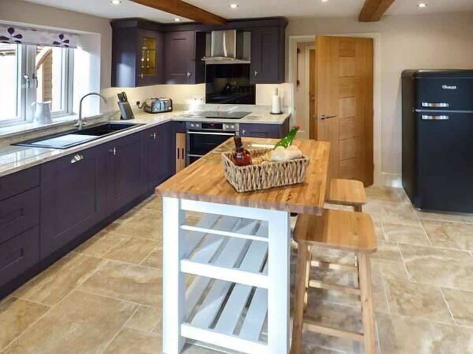 Cottage | Interior