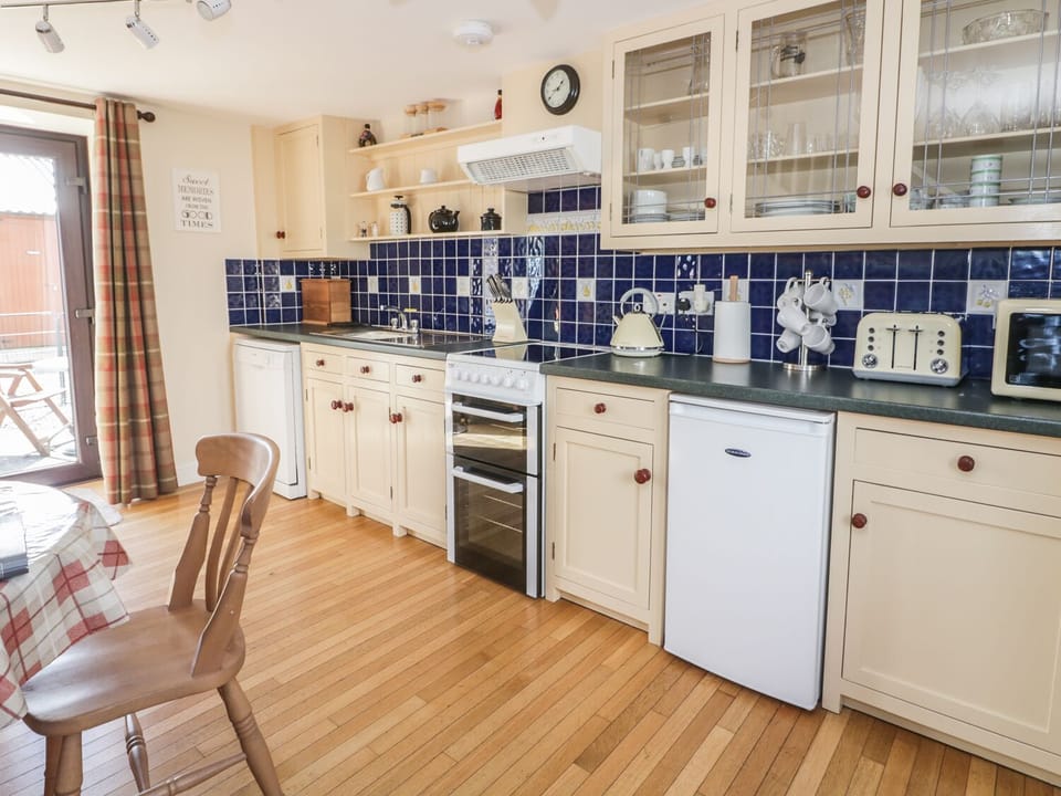 Cottage | Interior