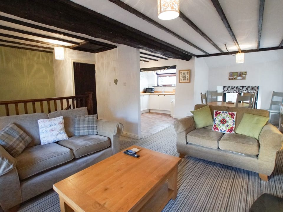 Cottage | Interior