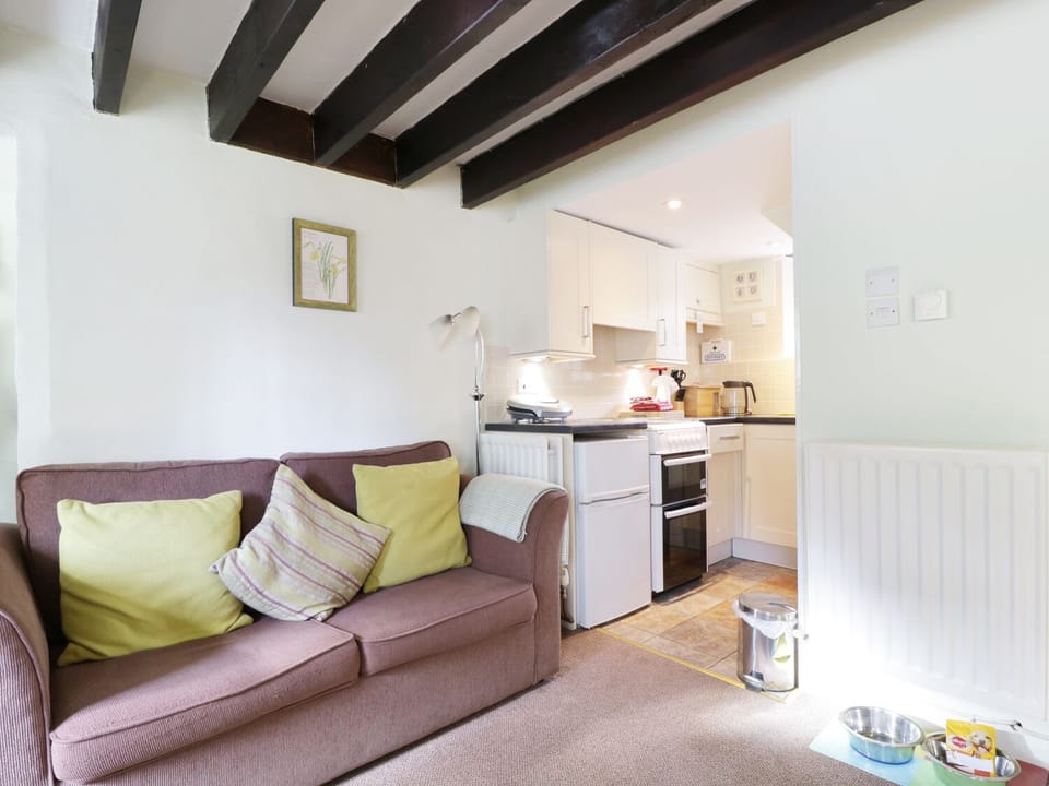 Cottage | Living room | DVD player