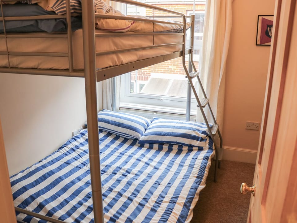 Cottage | 3 bedrooms, individually decorated, individually furnished, free WiFi