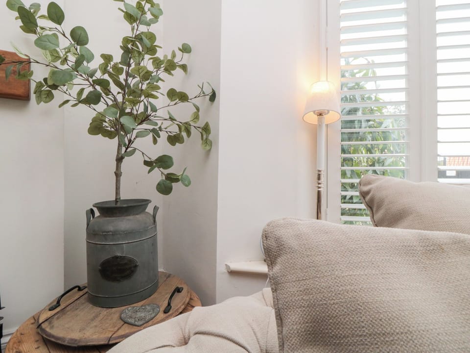 Cottage | Miscellaneous