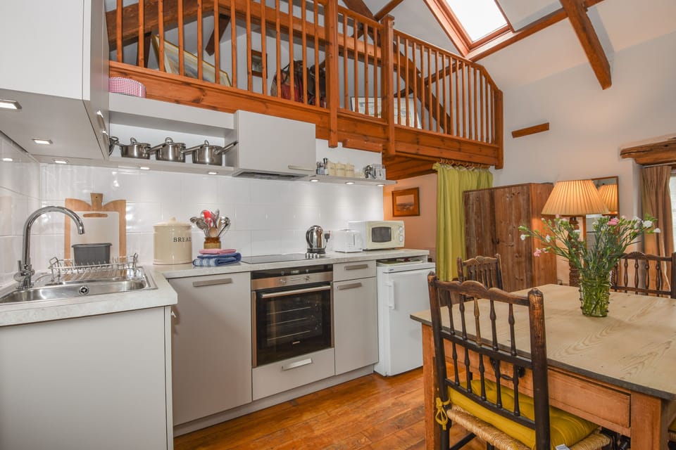 Cottage | Interior