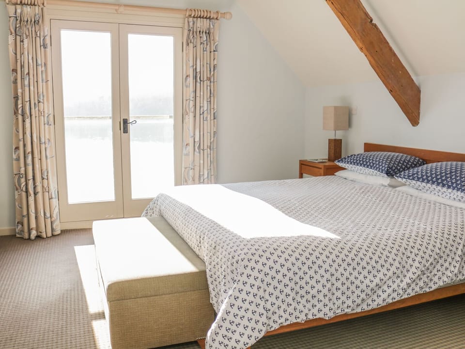 Sandridge Boathouse Cottage in Stoke Gabriel