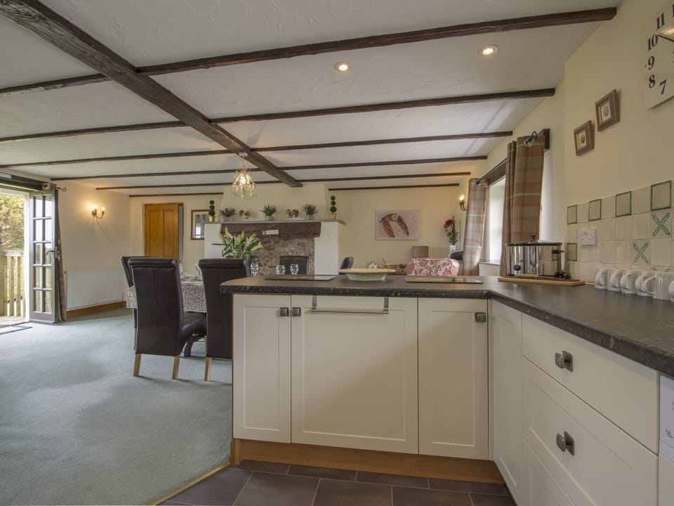 Cottage | Interior