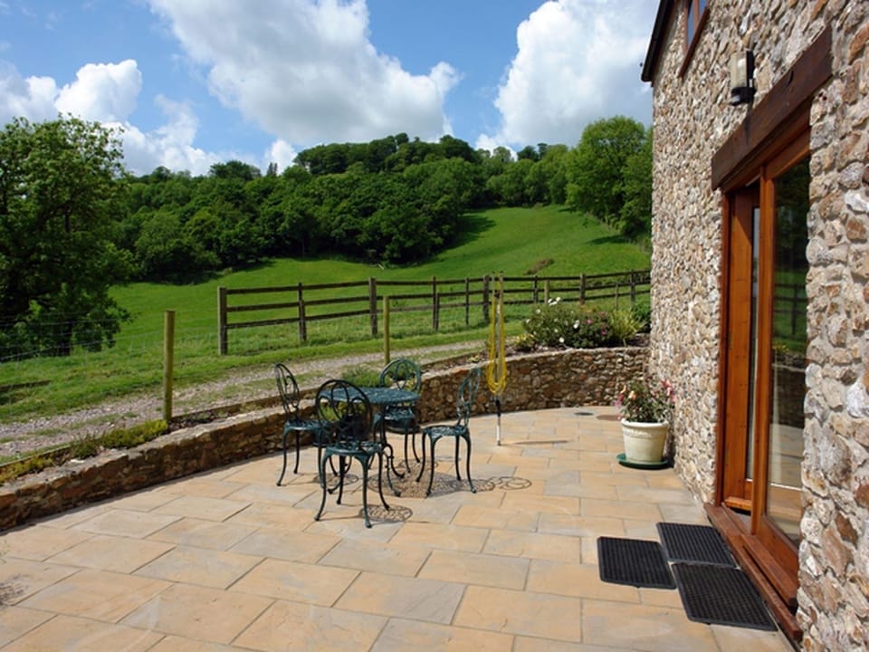 Cottage | Property grounds