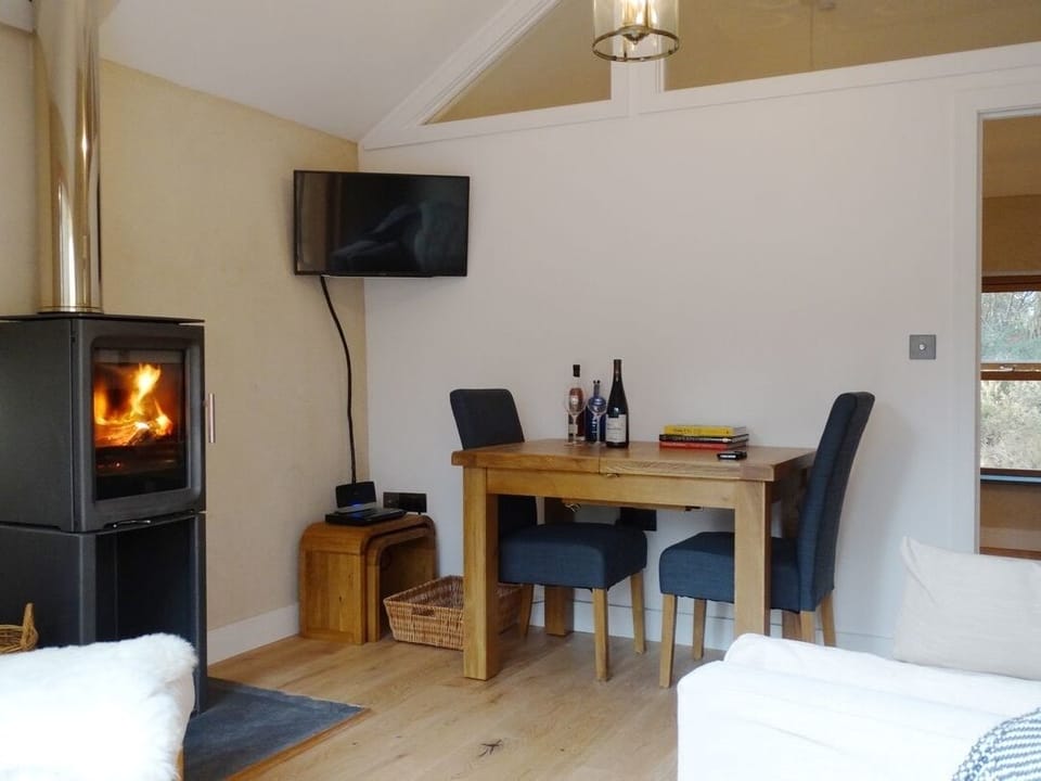 Cottage | 1 bedroom, individually decorated, individually furnished, free WiFi