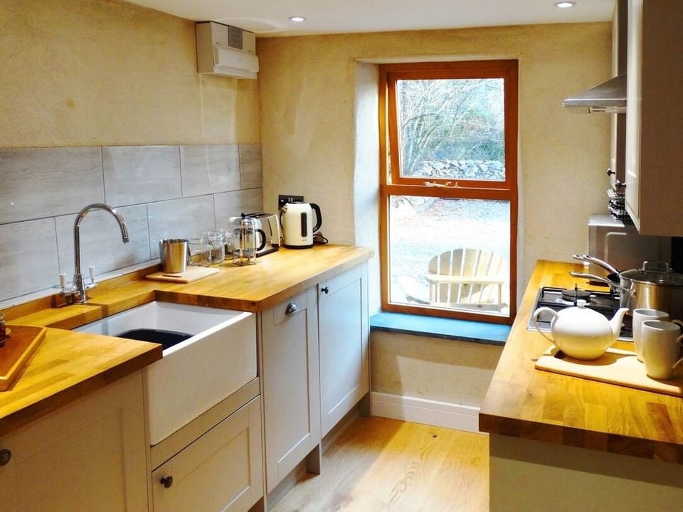Cottage | Interior