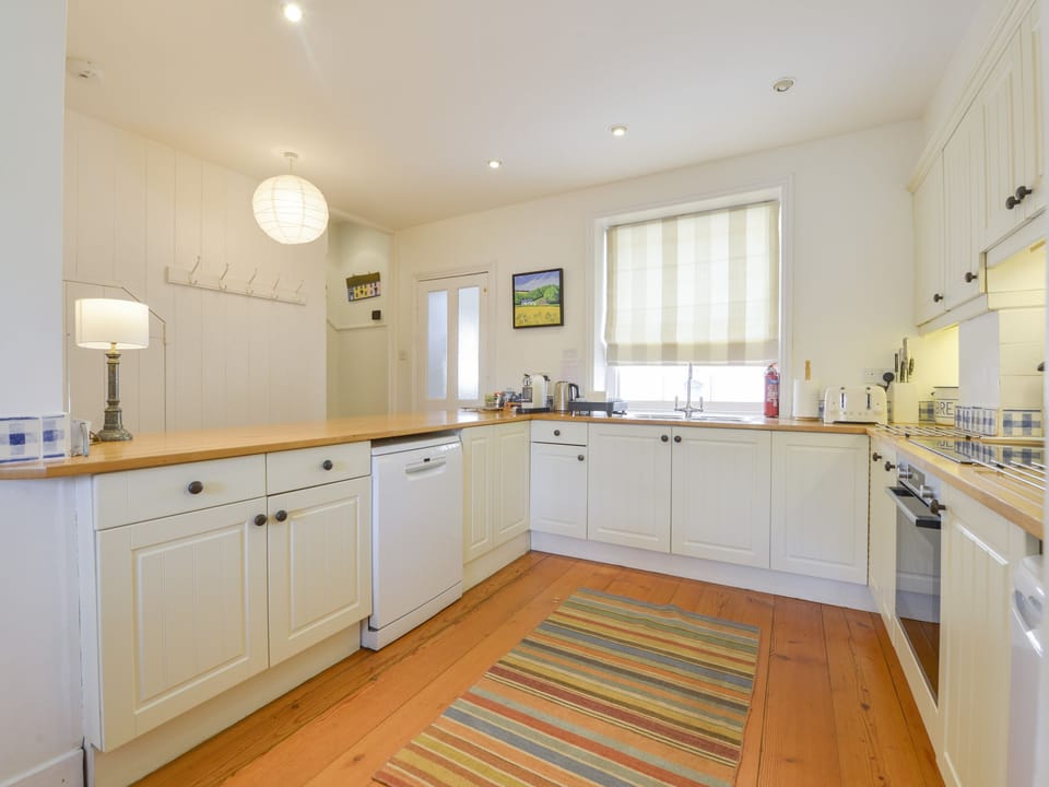 Cottage | Interior