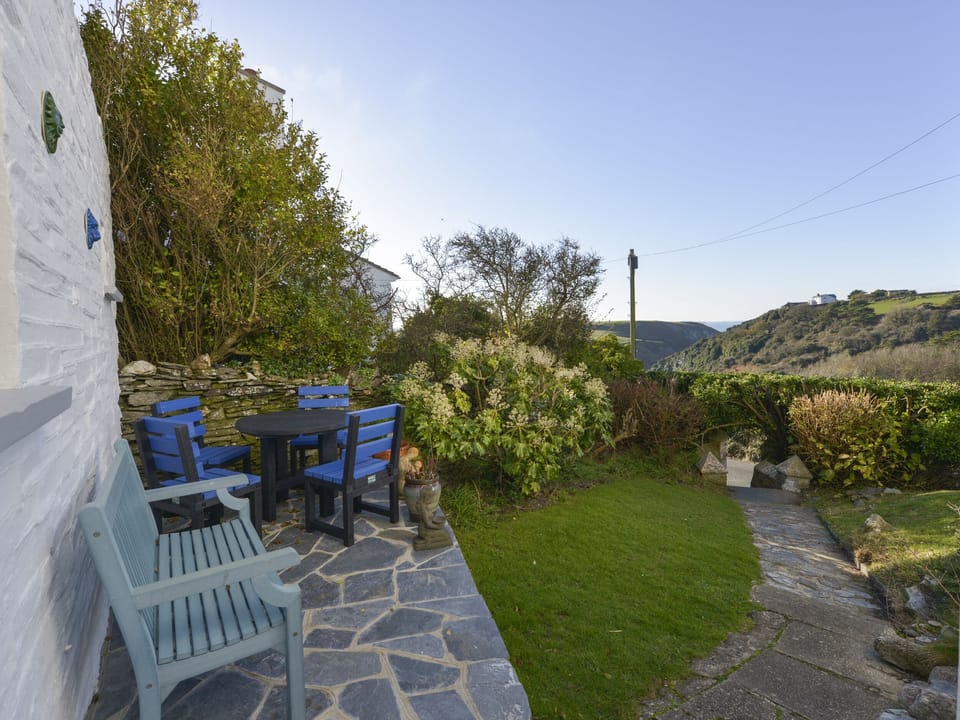 Cottage | Property grounds