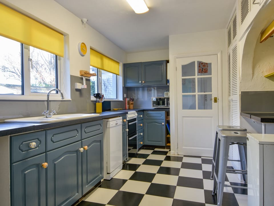 Cottage | Interior