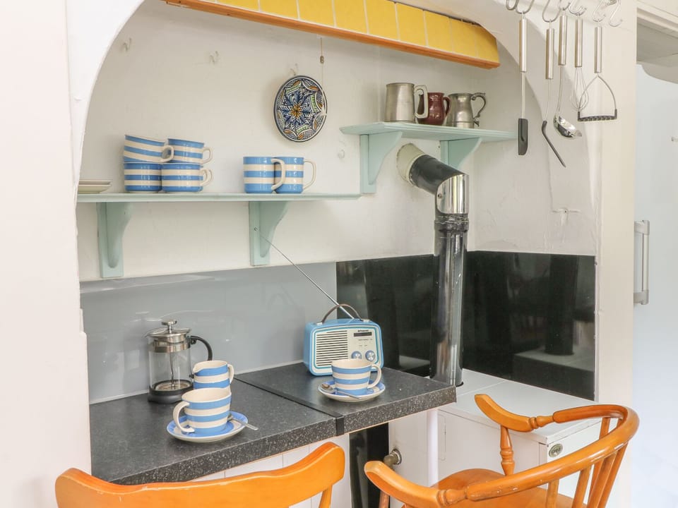 Cottage | Interior