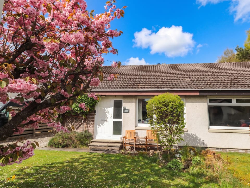 Cottage | Exterior