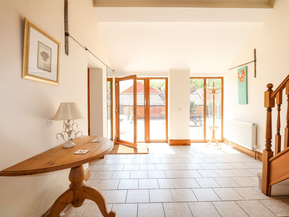 Cottage | Interior