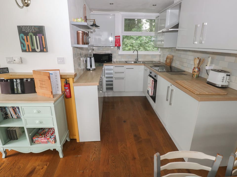 Cottage | Interior