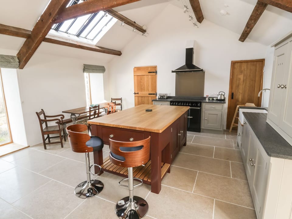 Cottage | Interior