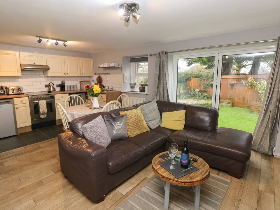 Cottage | Interior
